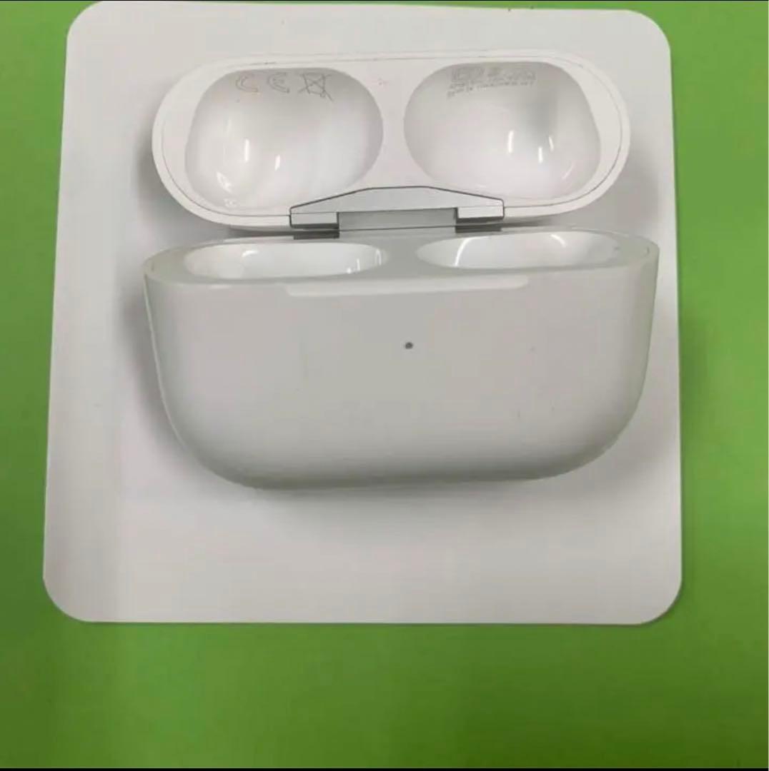 AirPods Pro ホワイト