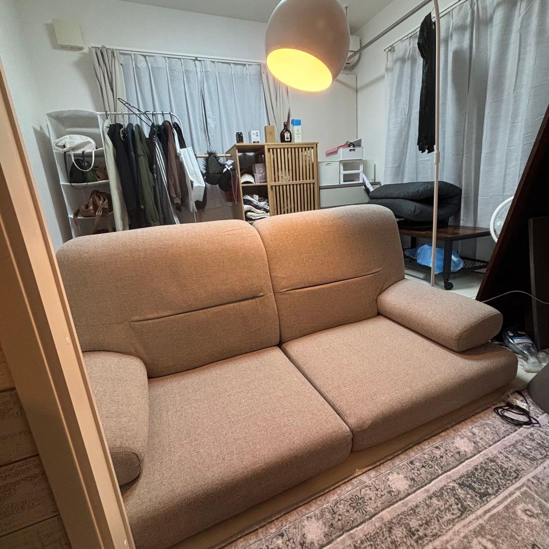 ニトリ 圧迫感なく 座り心地が良い ローソファ Nゲート ファブリック 現行品