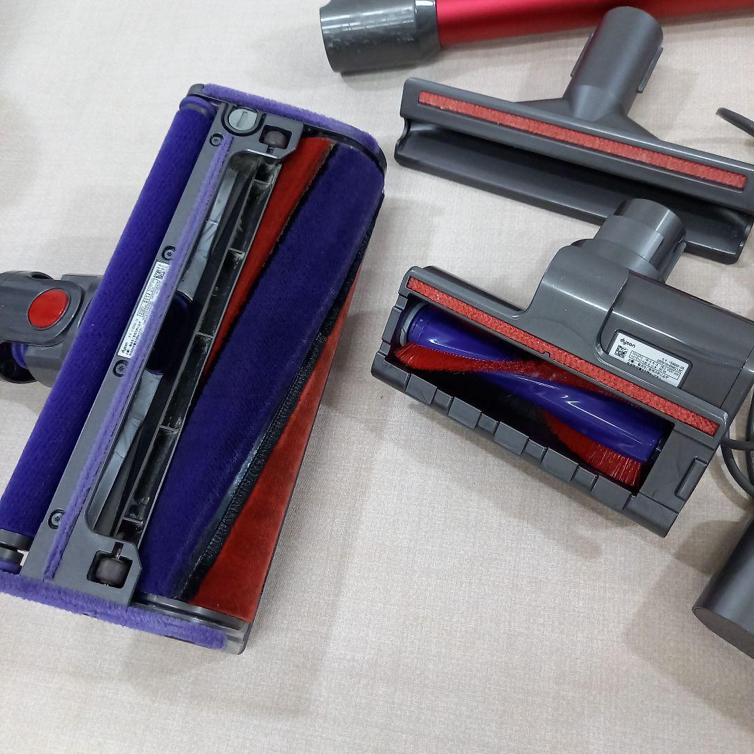 dyson コードレスクリーナー v10 fluffy+ sv12