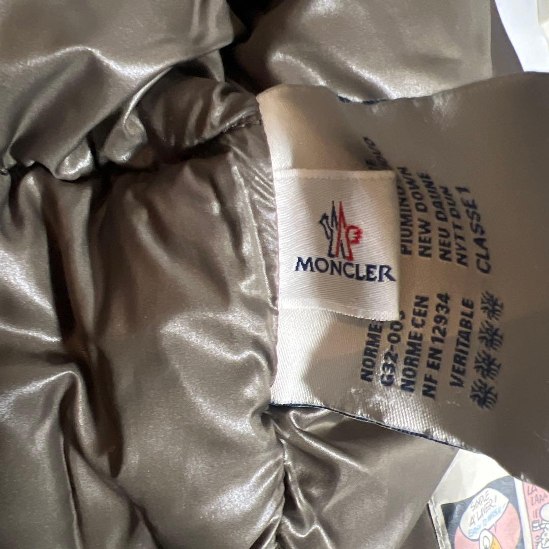⚫︎専用になります⚫︎モンクレール オリーブグリーン ダウンジャケット