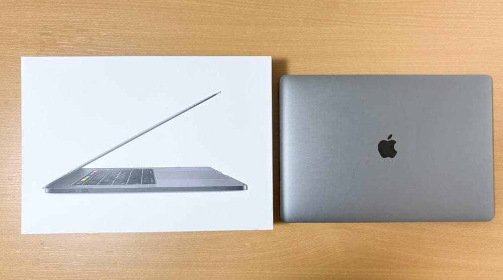 MacBook Pro15㌅ 2019 i9 32GB 1TB充放電113回美品