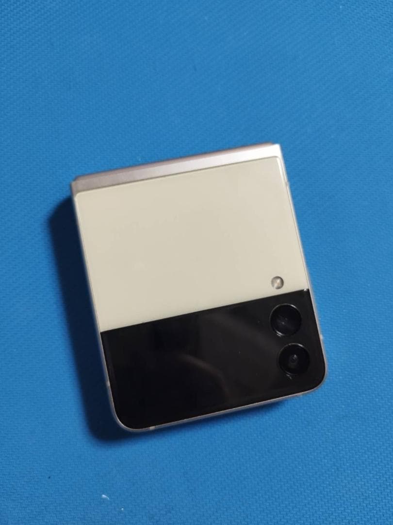 【通電確認済】Galaxy Z Flip3 5G ジャンク 液晶割れ 部品取り用