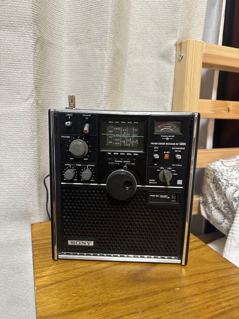 【早いもの勝ち】通電可音綺麗SONY スカイセンサー5800 短波ラジオ