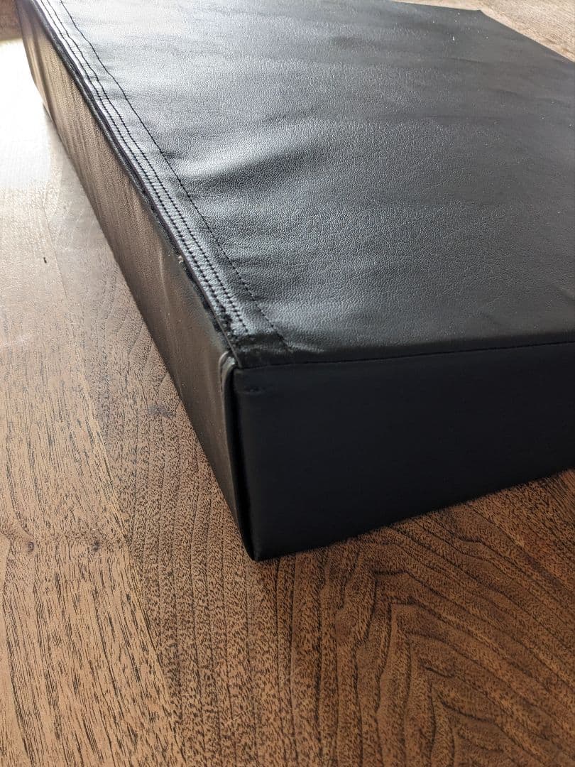 Levolva レヴォルヴァ　 車中泊　シートフラットクッション　 4個セット