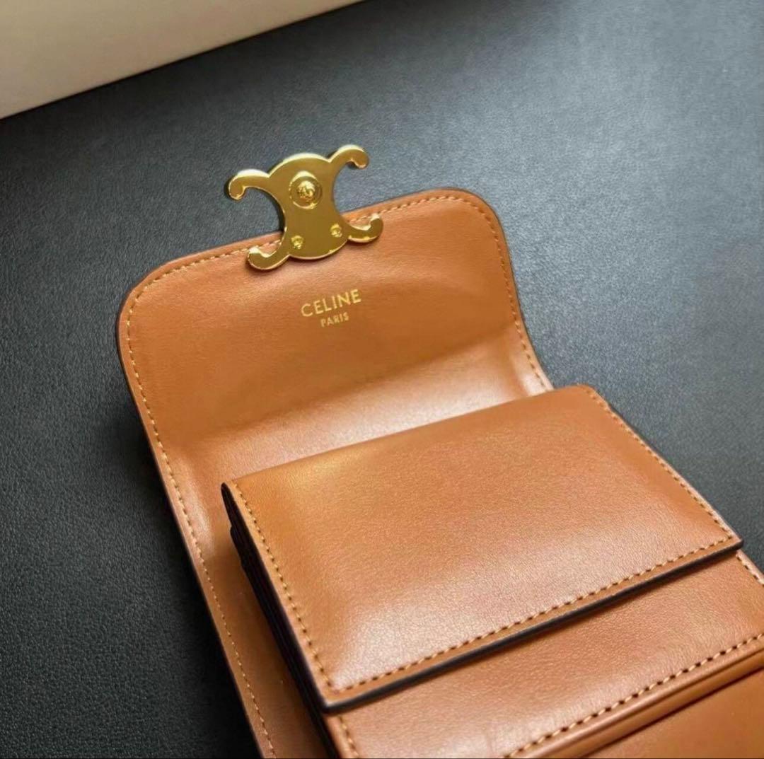 CELINE 本革三つ折り財布