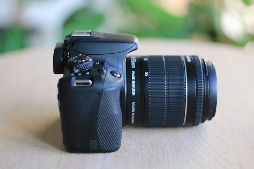 Canon EOS kiss x7 レンズキット　EF-S18-55mm