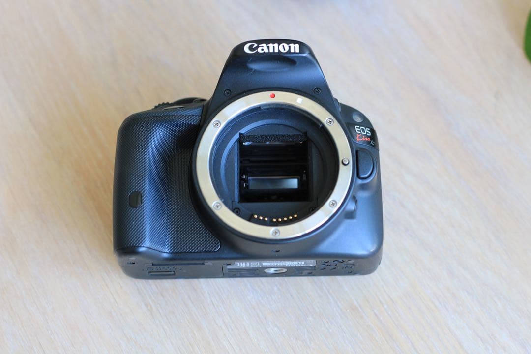 Canon EOS kiss x7 レンズキット　EF-S18-55mm