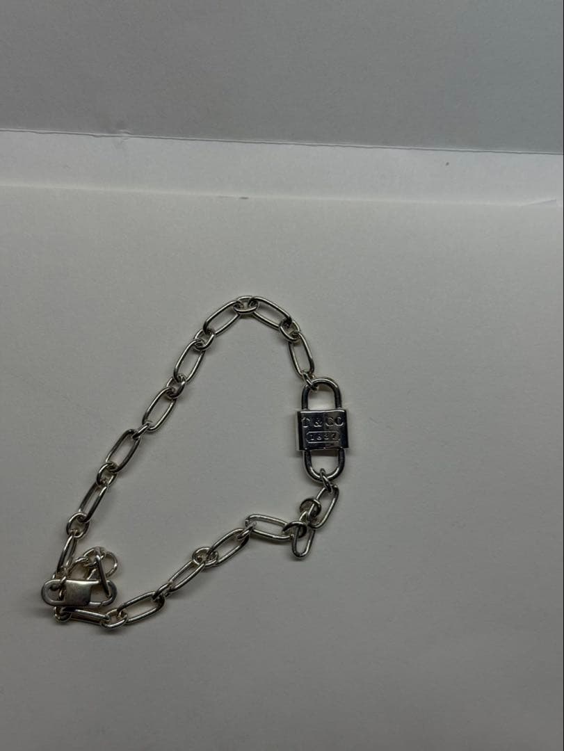 【新品・未使用品】ティファニー 1837スモール ダブル ロック ブレスレット銀