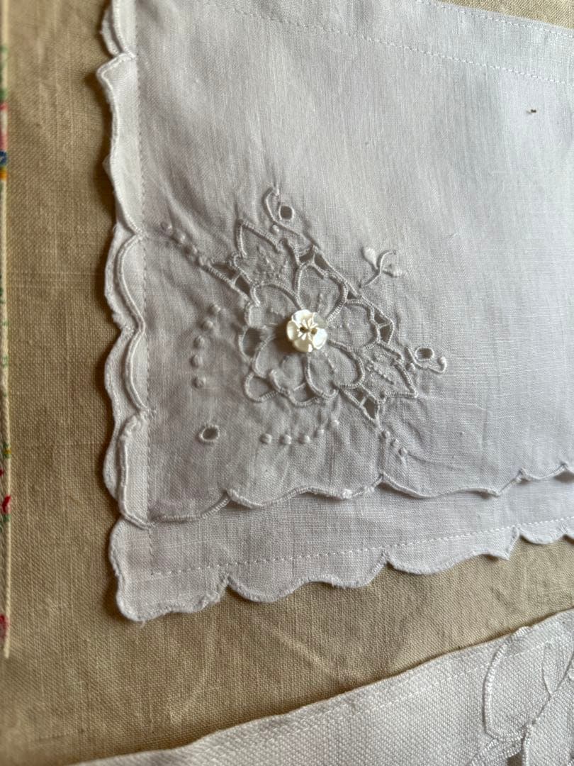 フランスアンティークஐ⋆*大人可愛いウォールポケット・リネン・花柄・刺繍