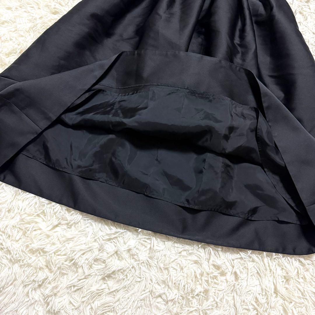 新品タグ付きSHE TOKYOANNAシートーキョーフレアスカートサテン38M