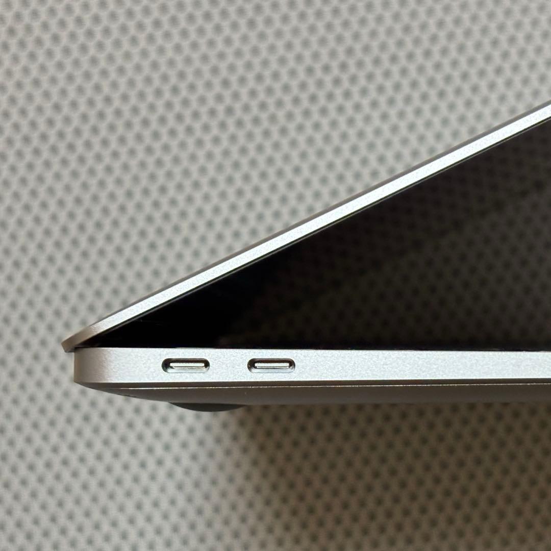 MacBook本体 Apple MacBook Air M1 16GB 512GB