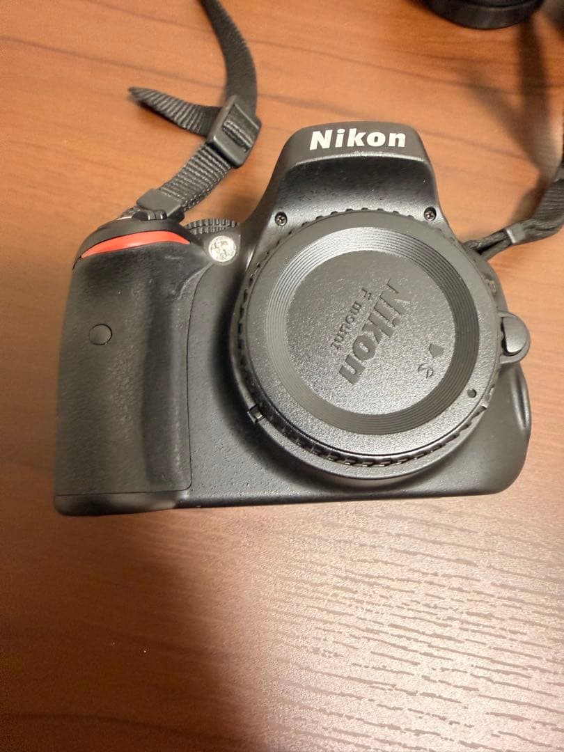 Nikon デジタル一眼レフカメラ 2本レンズ付き