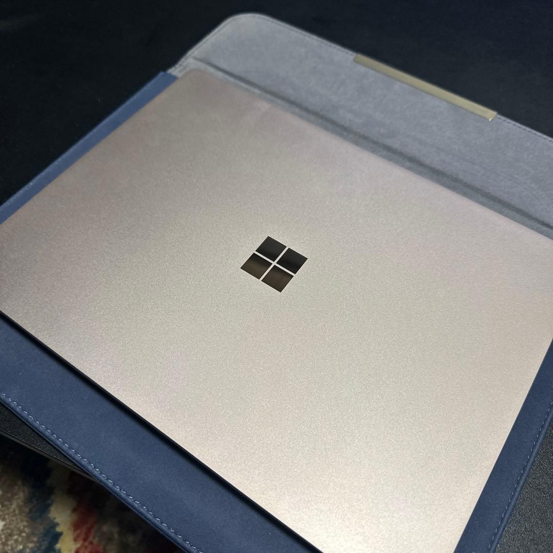 Windows Surface Laptop Go ピンク