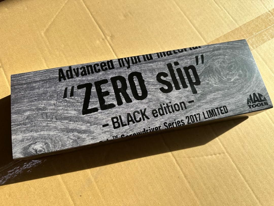 ZERO slip - BLACKedition 貫通プラスドライバー2本セット