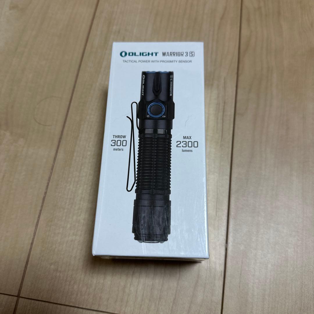 OLIGHT Warrior 3S 懐中電灯