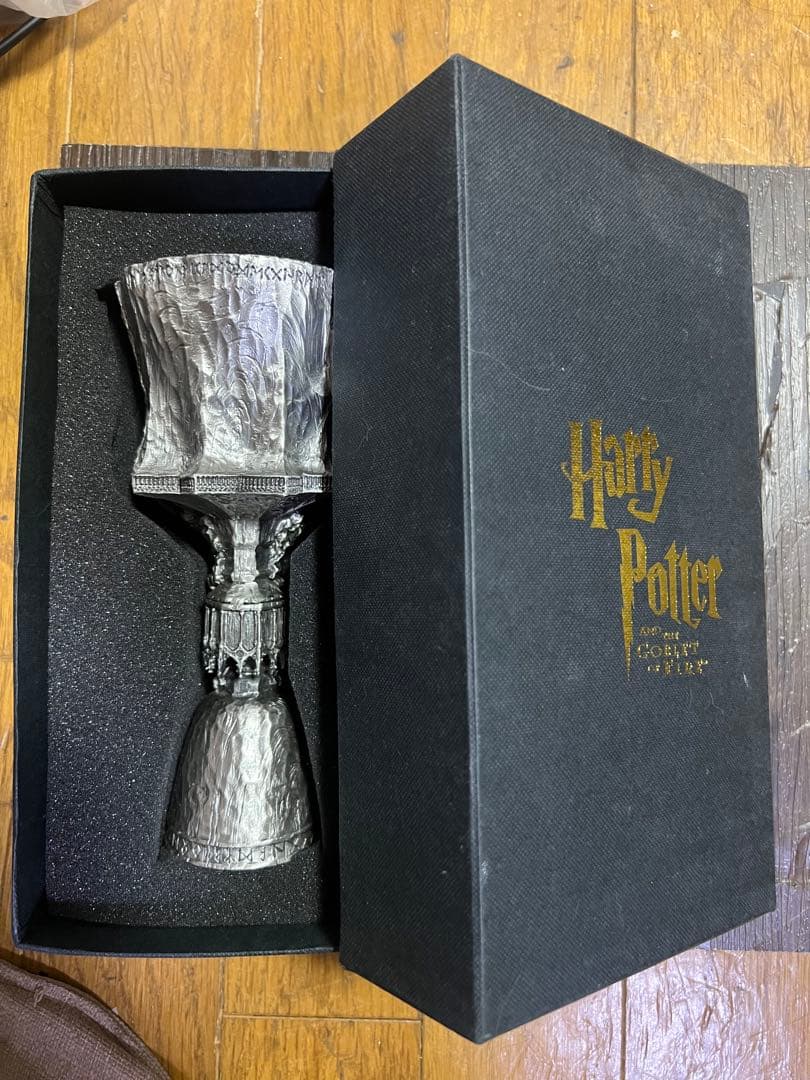 マ*ー様 ハリーポッターと炎のゴブレット ピューター製 スタチュー聖杯