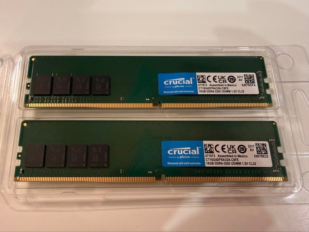 crucial DDR4-3200 16GBx2枚 （32GB）