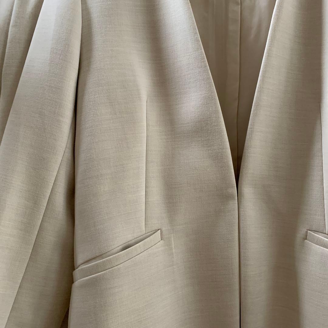 green label relaxing ノーカラースーツ上下　ベージュ