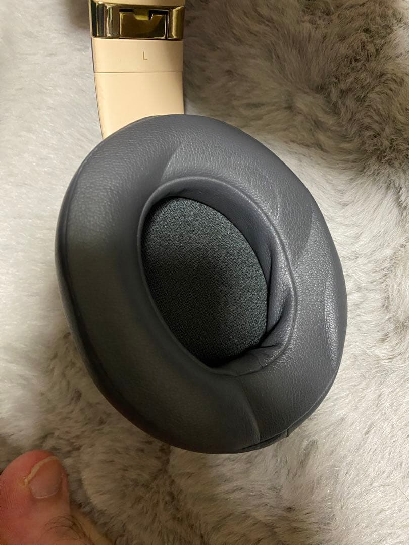 Beats Studio3 ブラック/ゴールド