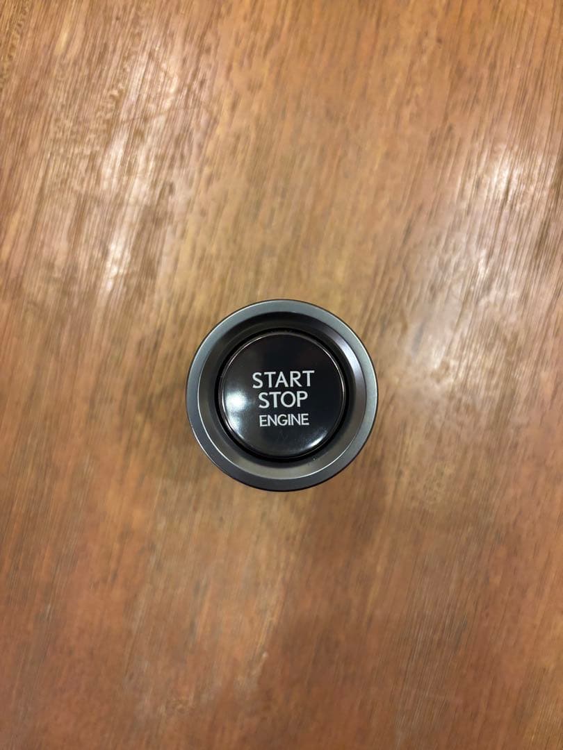 レクサススタートスイッチ