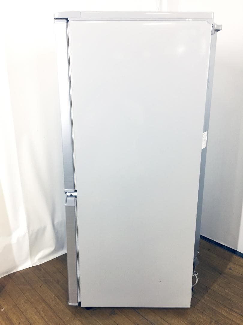 送料無料★中古★SHARP 137L 冷蔵庫【SJ-D14A-S】