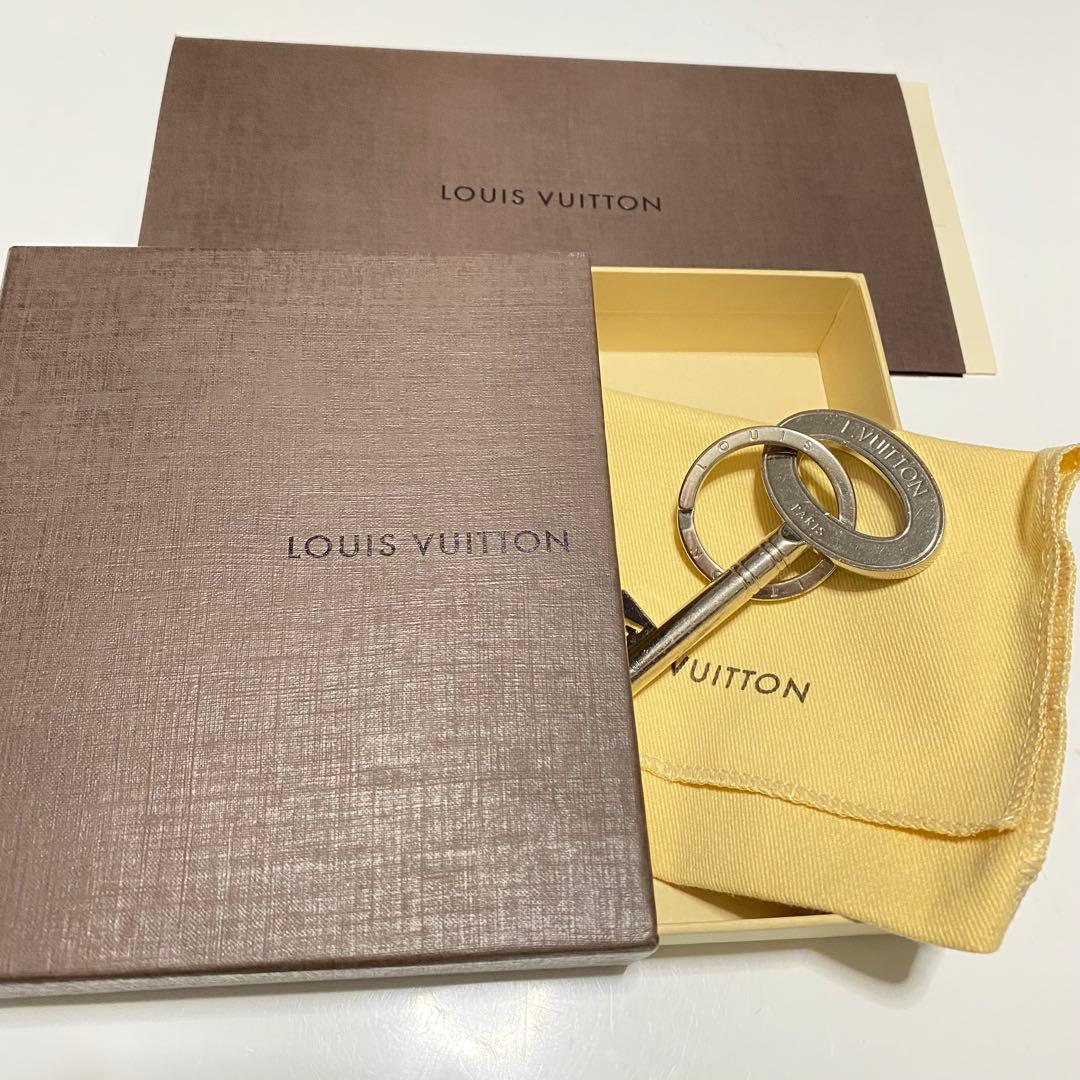 ルイ・ヴィトン ポルトクレ トラベルキー キーリング キーホルダー 付属品あり
