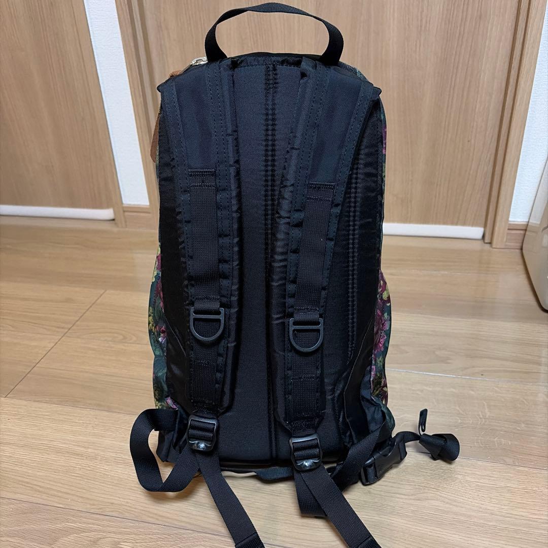 GREGORY 花柄リュック ダークグリーン