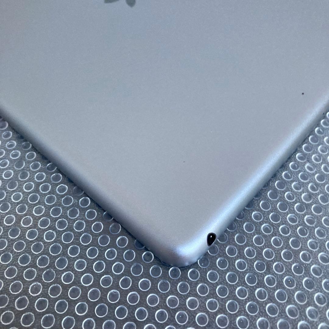 2935【早い者勝ち】美品☆iPad6 第6世代 128GB WIFIモデル☆