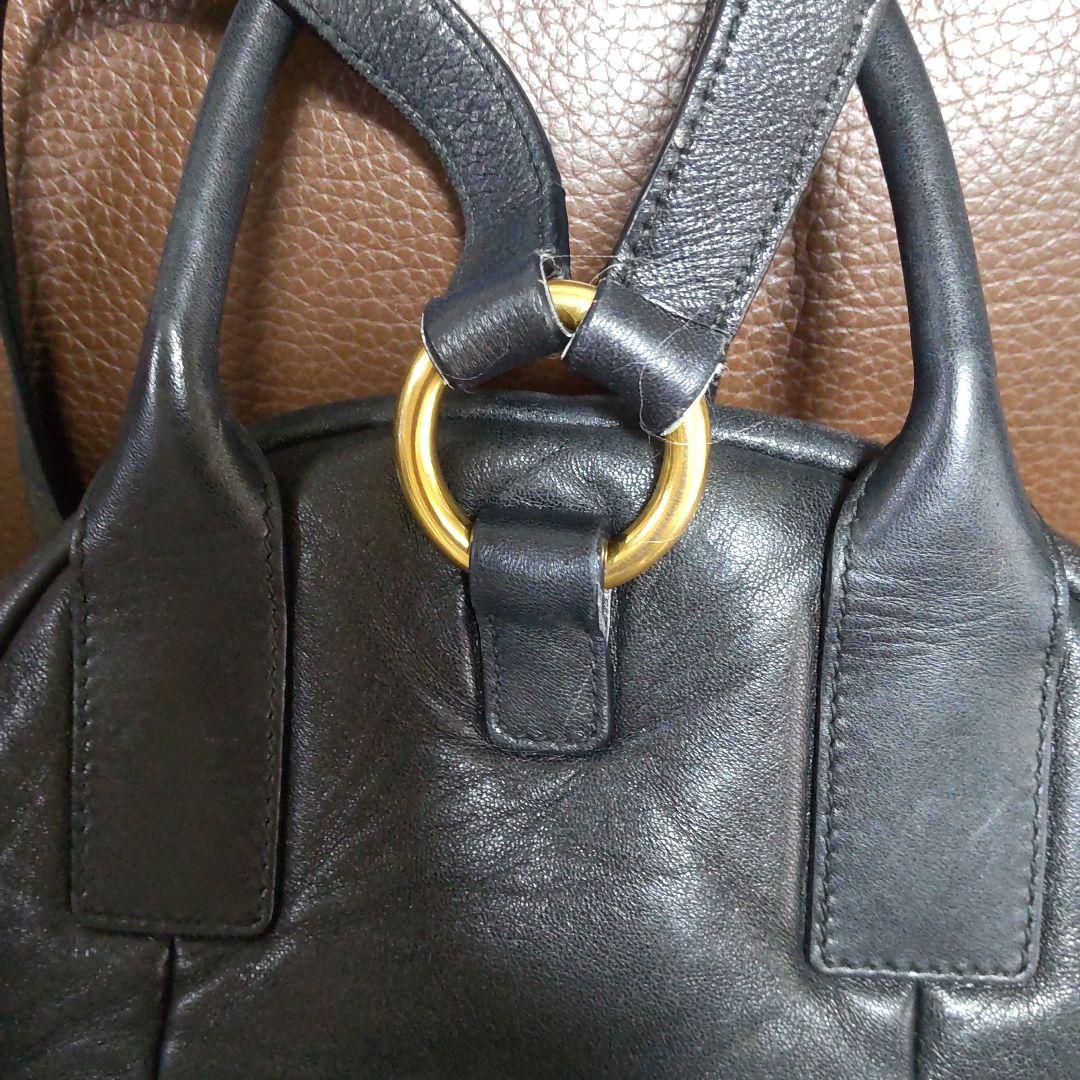 miumiuマテラッセリック