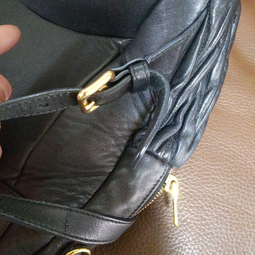 miumiuマテラッセリック