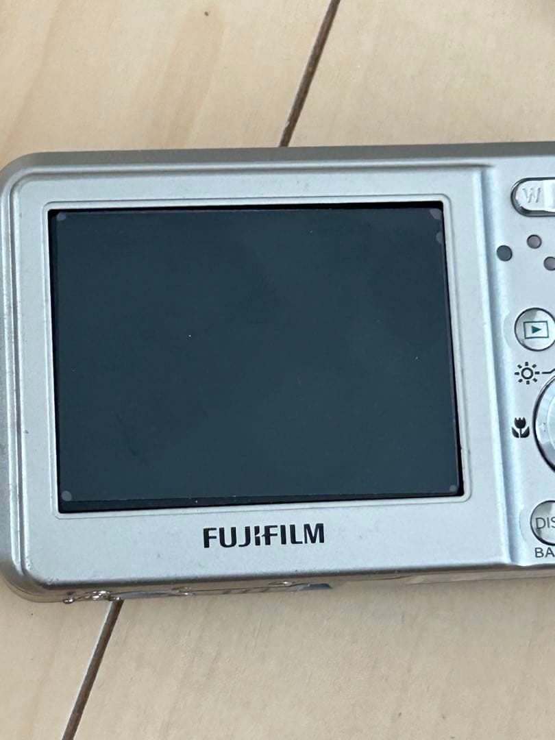FUJIFILM FinePix F31fd コンパクトデジタルカメラ