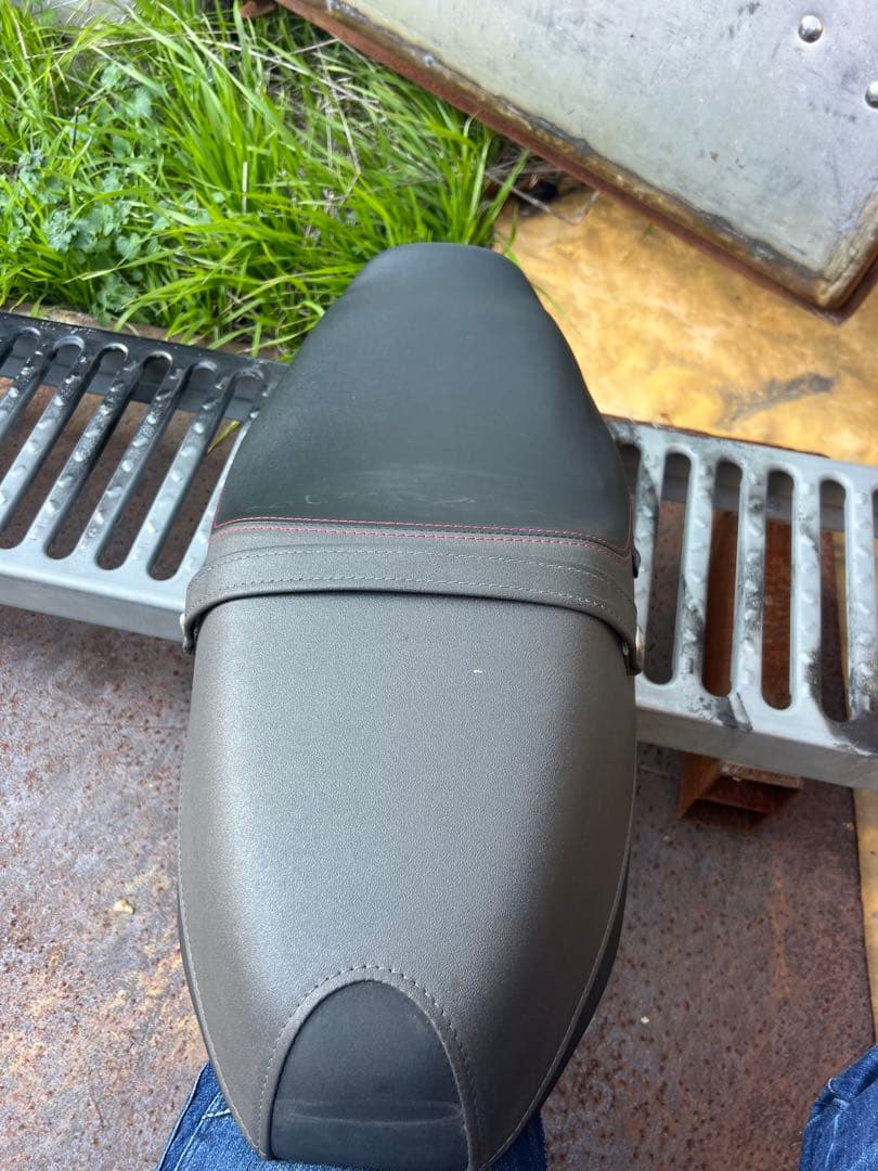 XSR900 RN80J 22～ ゲルザブシート