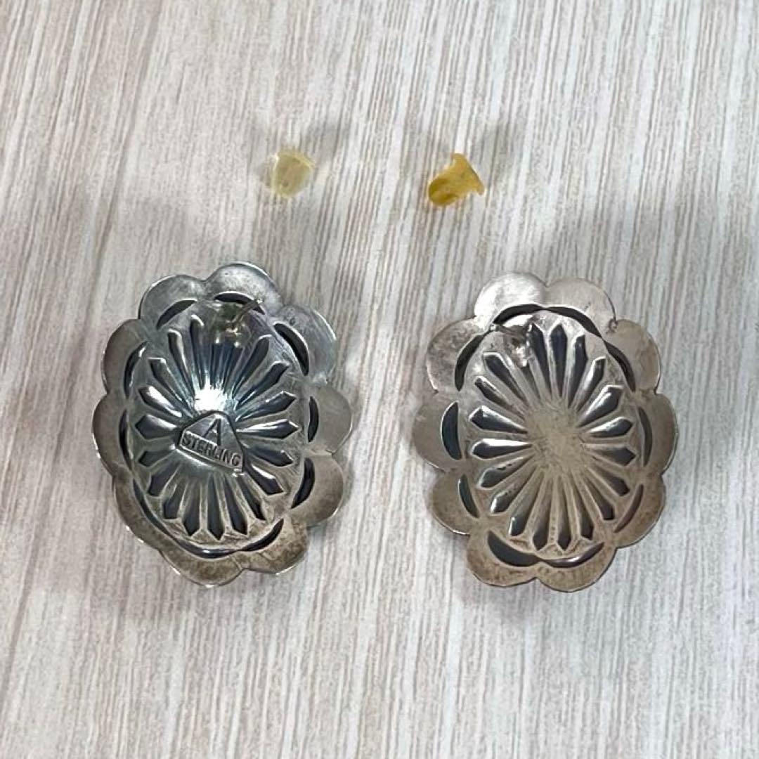 【良品】ナバホ族　両耳ピアス　ターコイズ　サンバースト　コンチョ