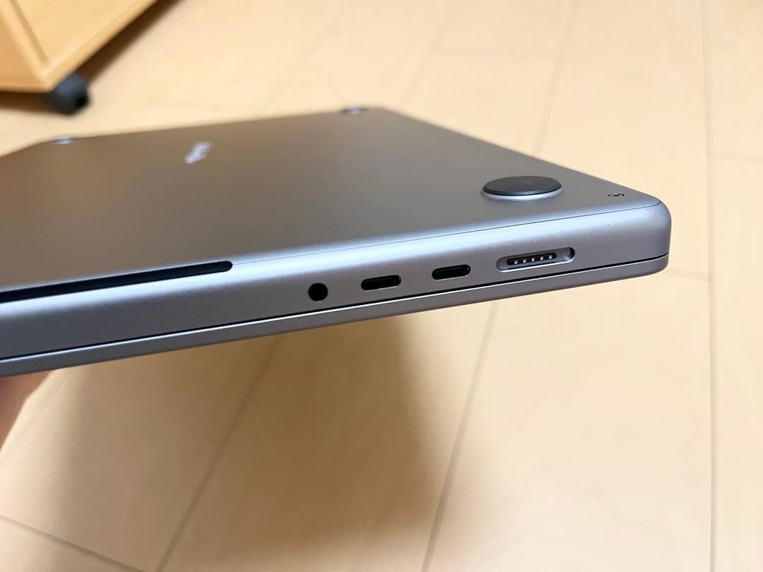 極美品Mac Pro 16インチ M1 32GB 512GB バッテリー100%