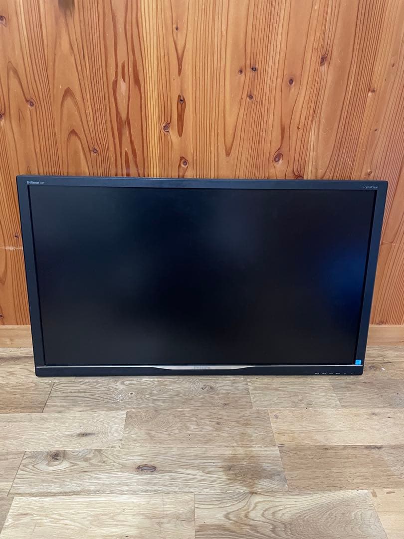 Phillips 32型モニター usb-cドッキング