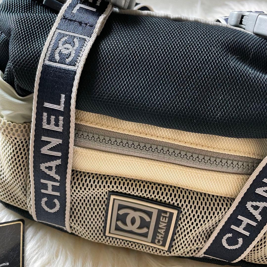 【CHANEL】シャネル スポーツライン ボディバッグ