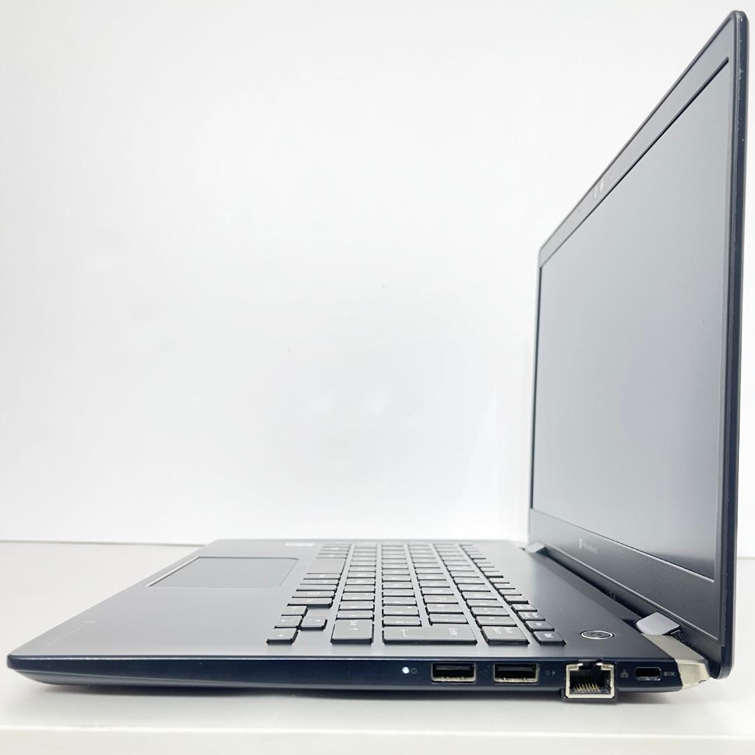 第10世代i5 新品SSD512GB メモリ16GB IGZO液晶13.3インチ