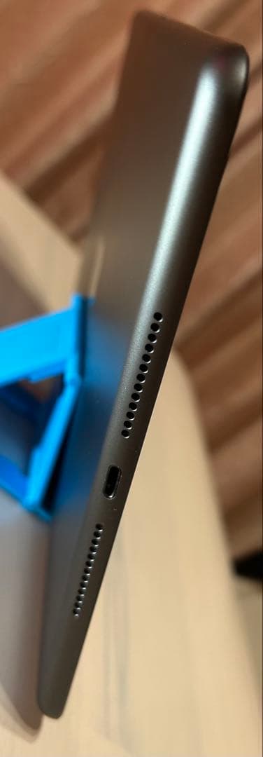 美品✨️iPad 第9世代 64GB 箱、充電器付き、WiFi 本体