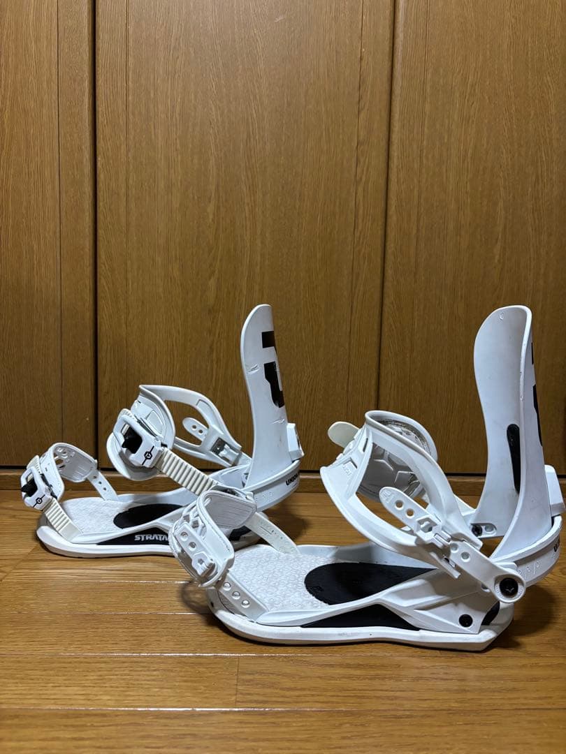 ユニオン　ストラータ 21-22ホワイト スノーボードビンディング　M