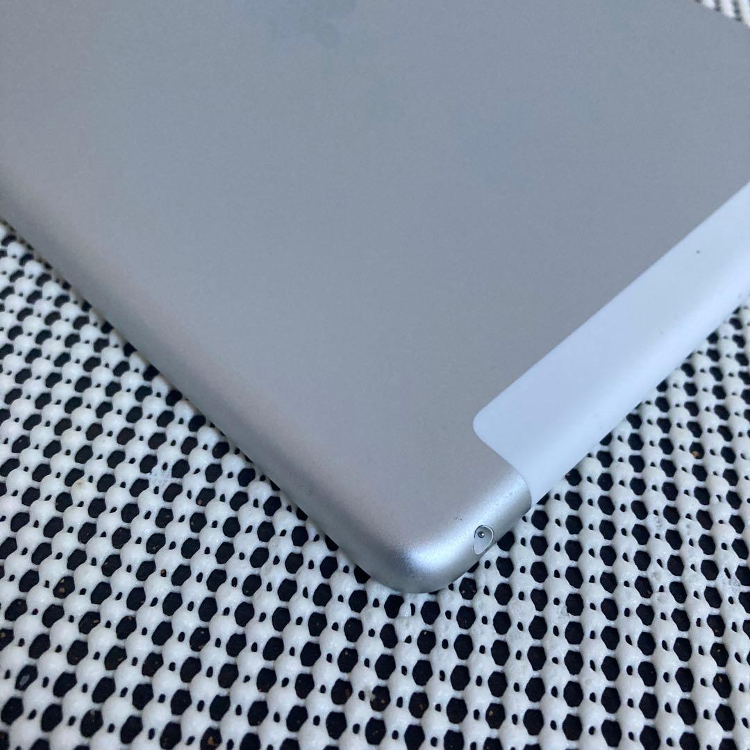 570【早い者勝ち】電池最良好☆iPad7 第7世代 128GB SIMフリー☆