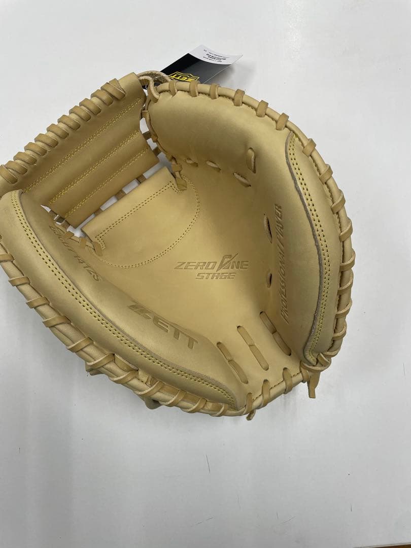 k*m様 新品 ゼット 少年軟式用キャッチャーミット(BJCB71412S) 右