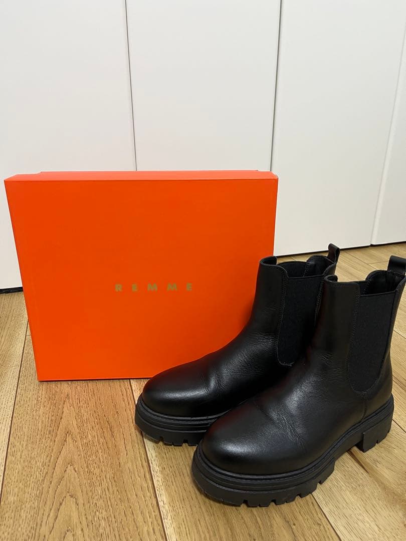 【33RU】REMME ブラック サイドゴアブーツ 厚底 レザー