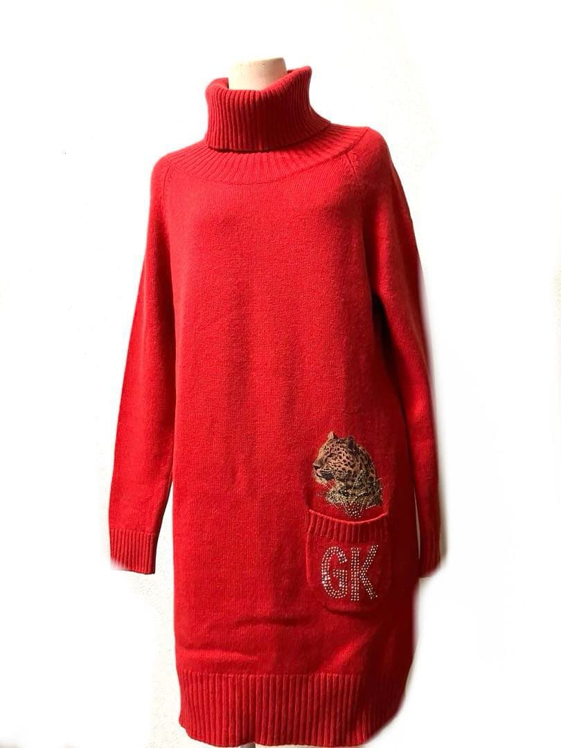 伊太利屋 ❤️GKスパンコール付ワンポイント豹レッド タートルロングセーター 美品