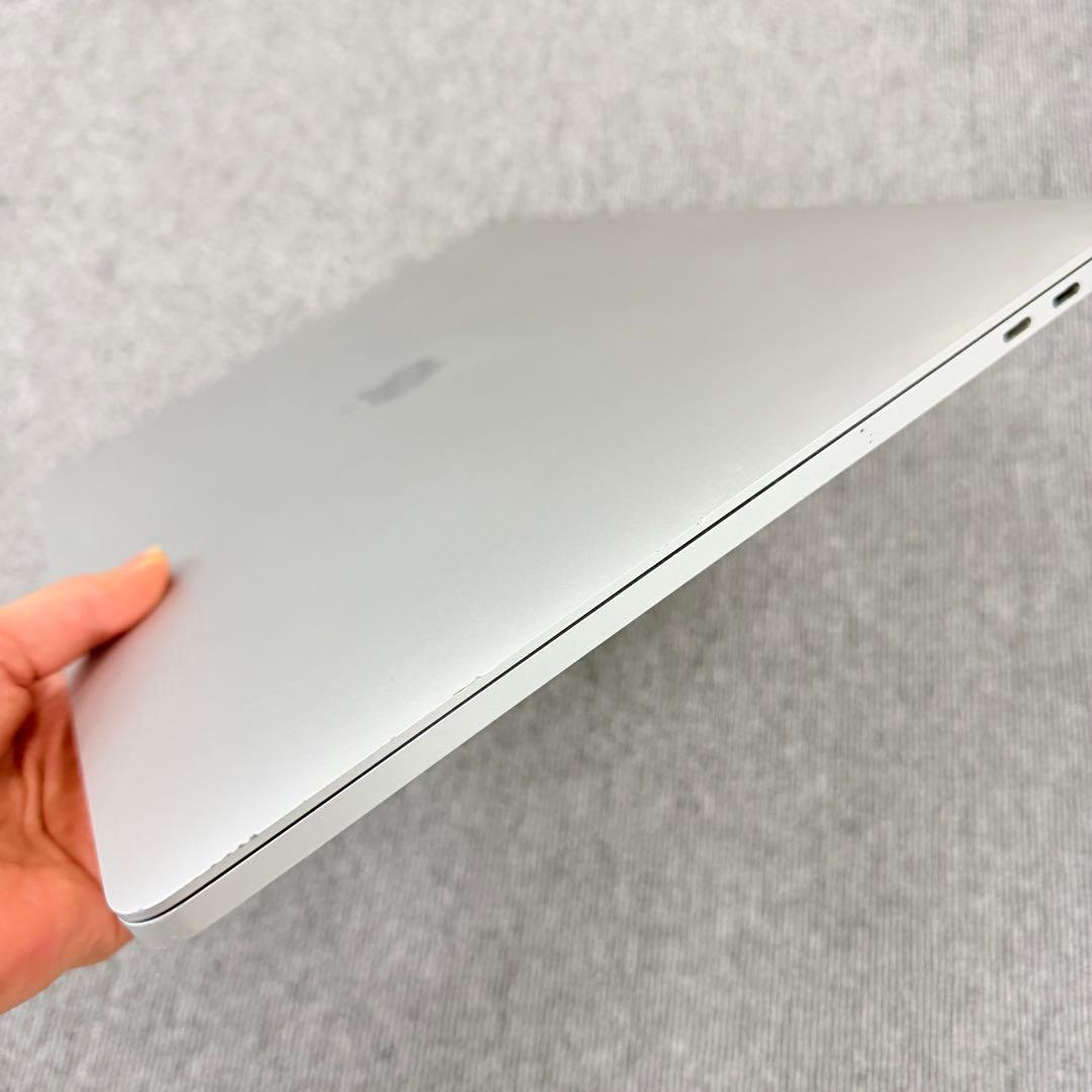 MacBook Pro 16インチ（2019） 32GB / 2TB シルバー