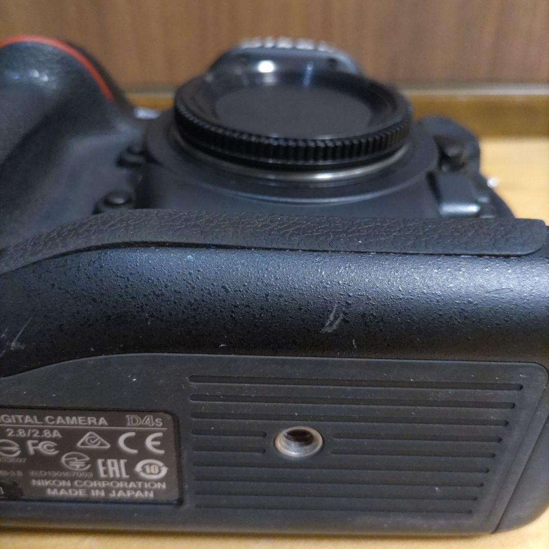 ニコン　D4s