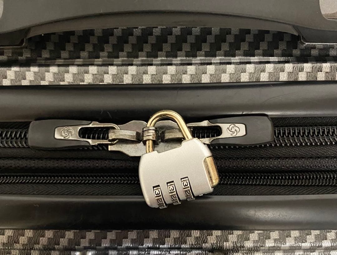 t*o様 人気・おまけ付き・早い者勝ち❗️サムソナイト　スーツケース　キャリー