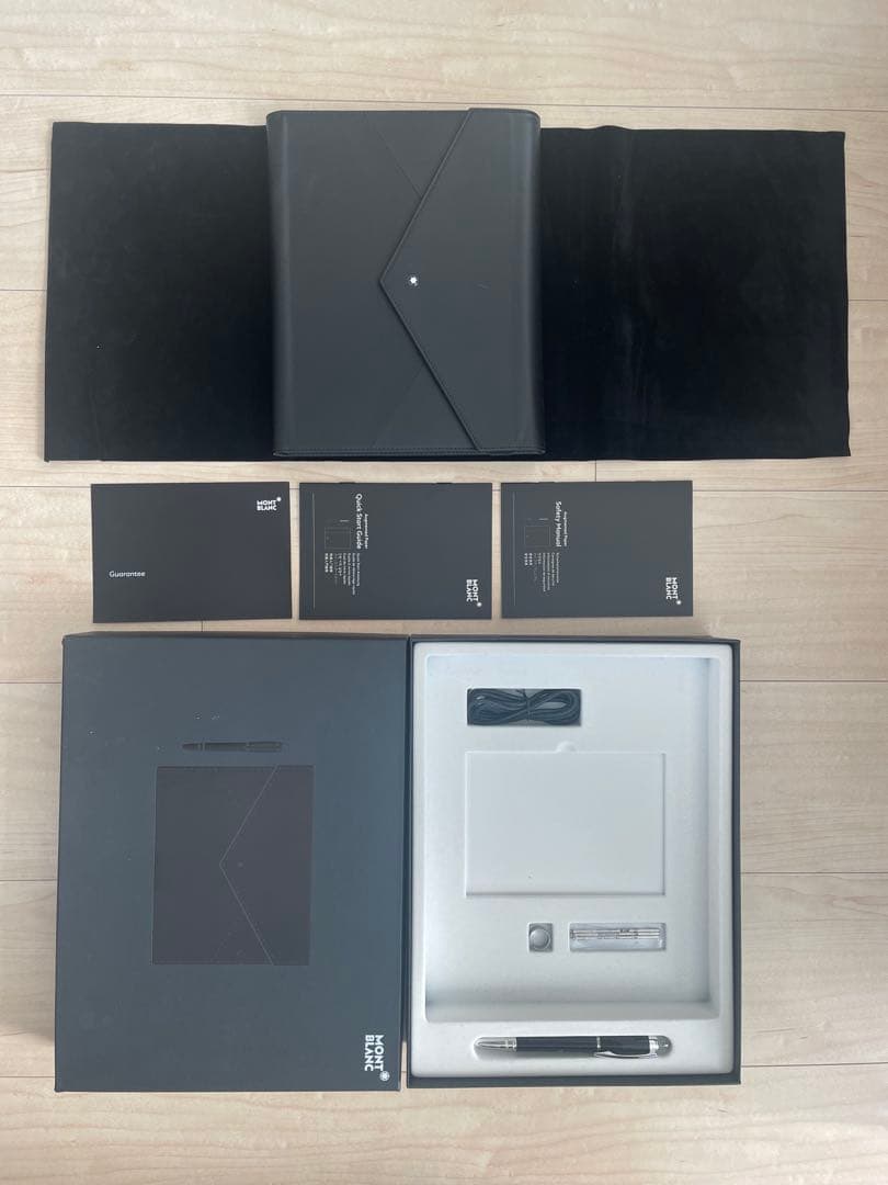 【新品未使用】モンブラン オーグメント スーパーウォーカー 手帳