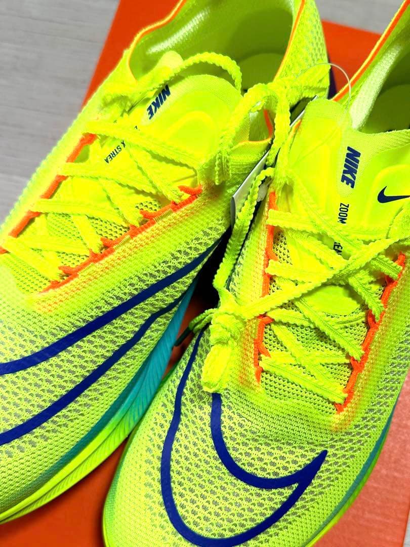 新品未使用　ナイキストリークフライ　25.0cm【匿名配送】