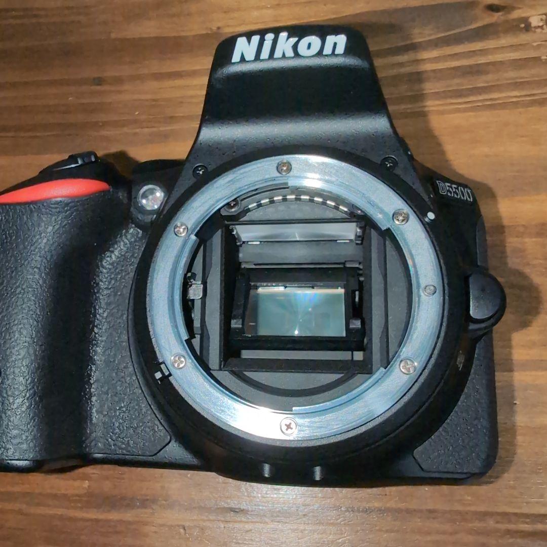 【美品・使用頻度少】Nikon D5500 デジタル一眼レフカメラ 付属品全あり