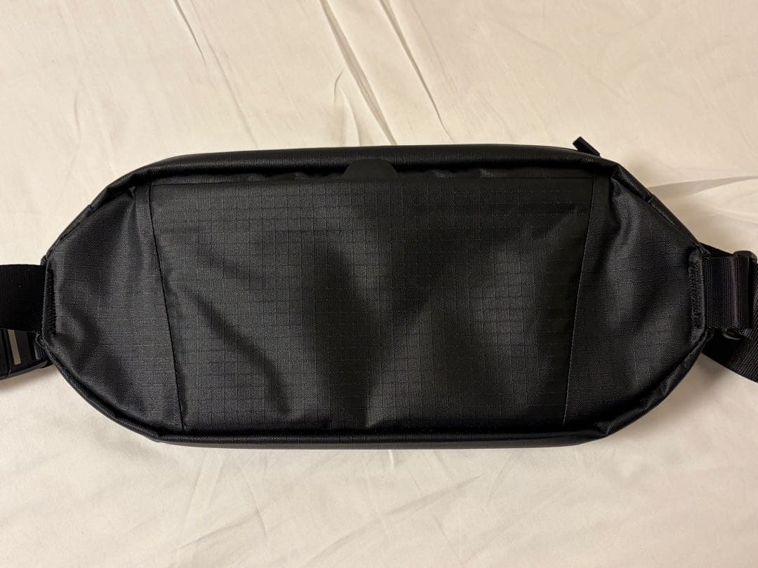 【新品未使用】RE:FORM XB:01 CROSSBODY 3L